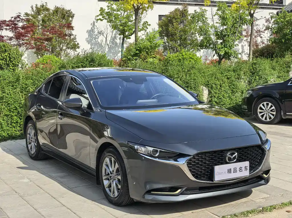 Mazda 3 Axela 2020 — фото 3