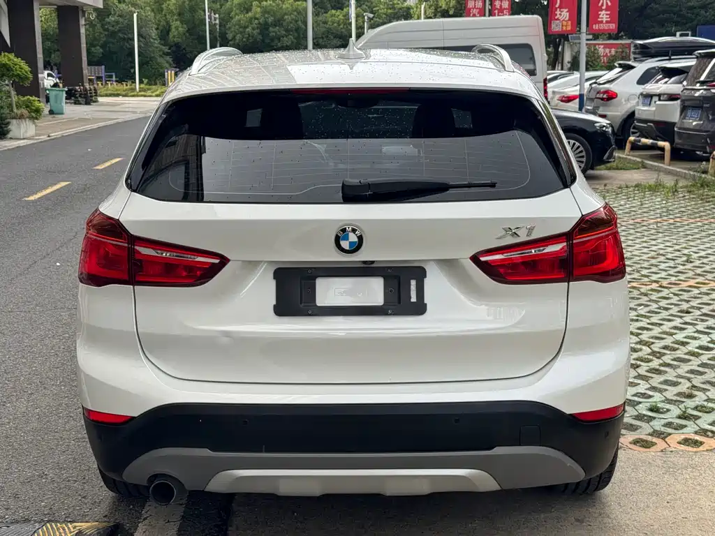 BMW X1 2017 — фото 5