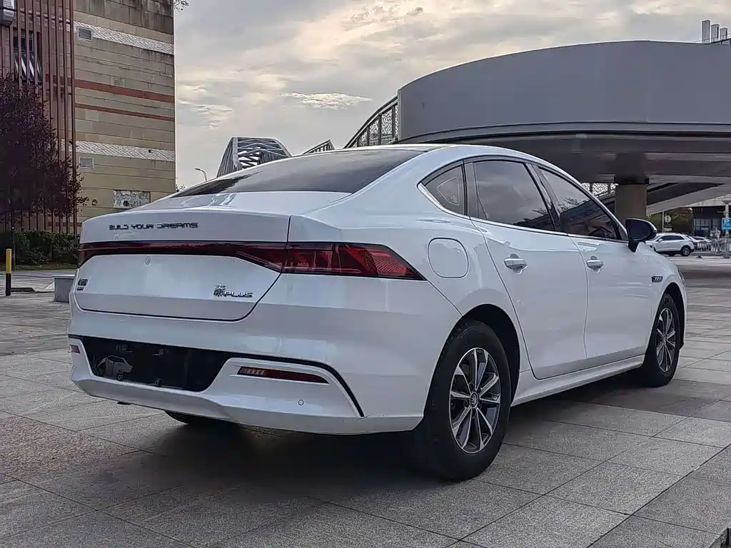 BYD Qin PLUS 2023 — фото 5