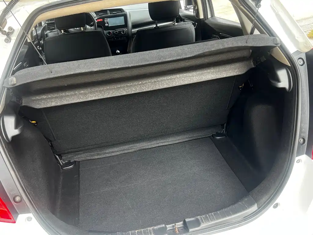 Honda Fit 2017 — фото 18