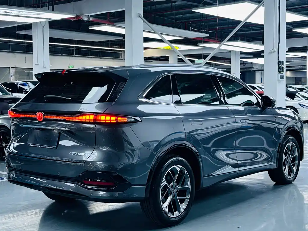 Changan CS75 PLUS 2024 — фото 15