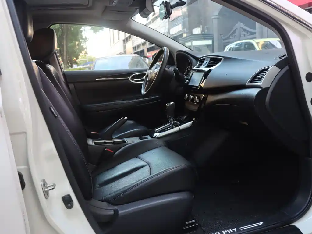 Nissan Sylphy 2018 — фото 10