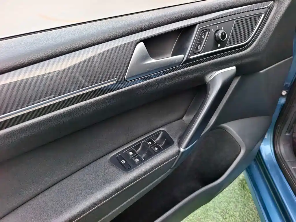 Volkswagen Golf Sportsvan 2019 — фото 11
