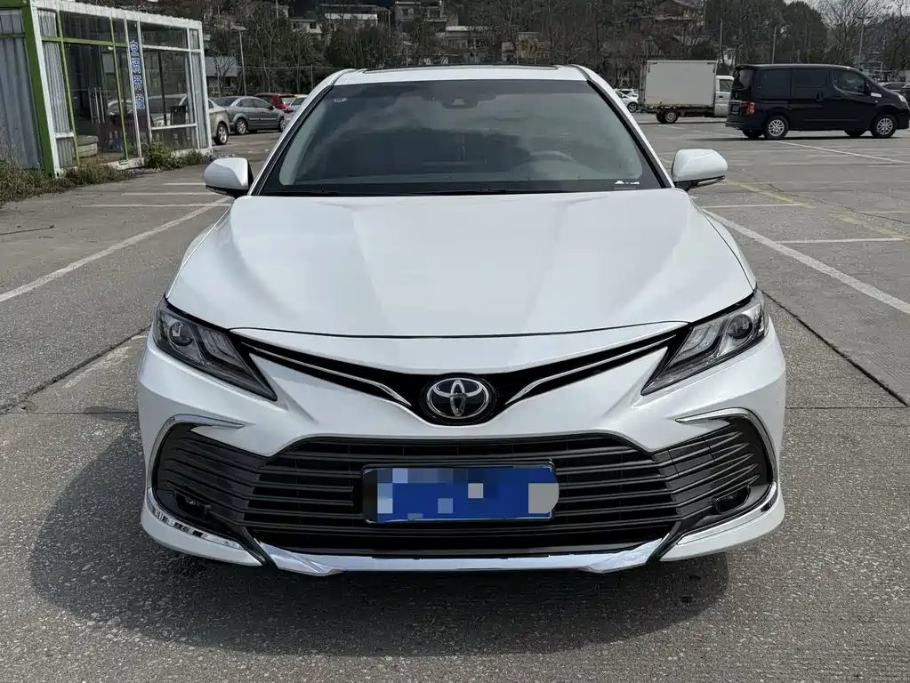 Toyota Camry 2024