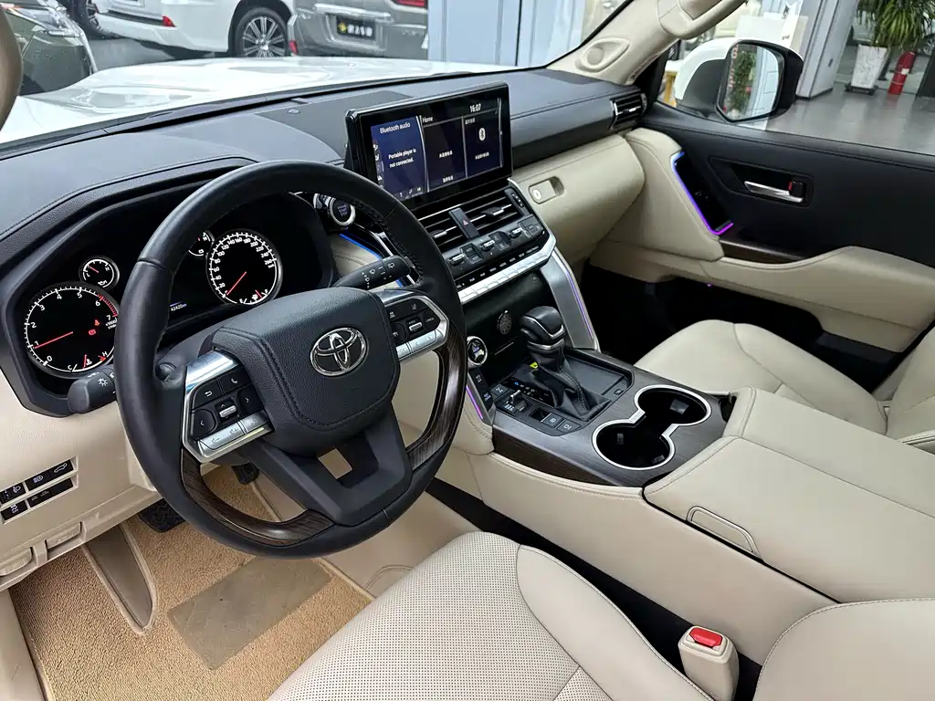 Toyota Land Cruiser 2025 — фото 13