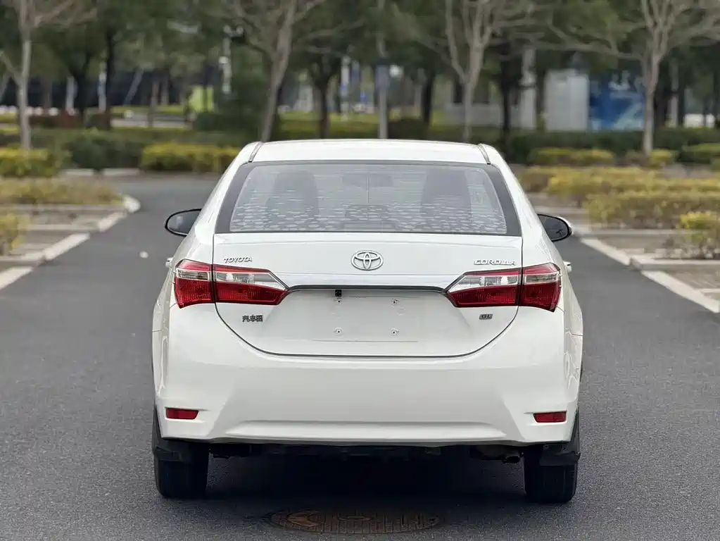 Toyota Corolla 2015