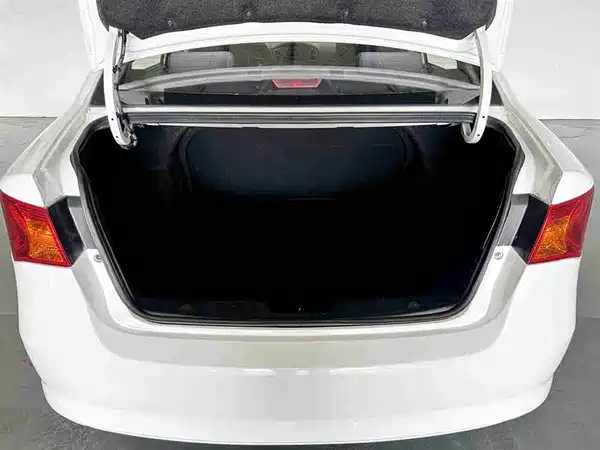 Roewe 350 2014