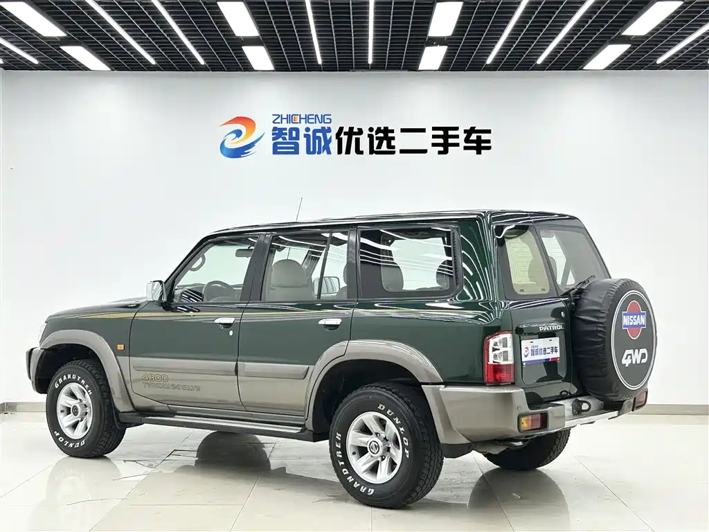 Nissan Patrol 2004 — фото 22