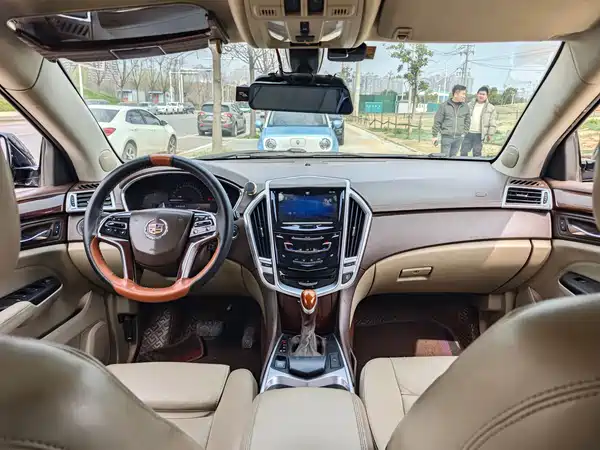 Cadillac SRX 2013