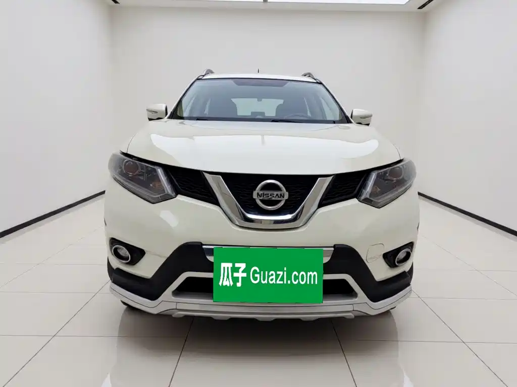 Nissan X-Trail 2015