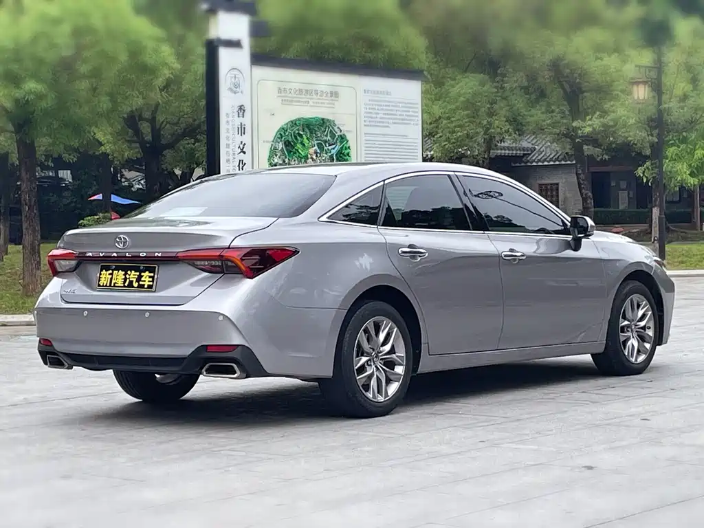 Toyota Avalon 2021 — фото 10