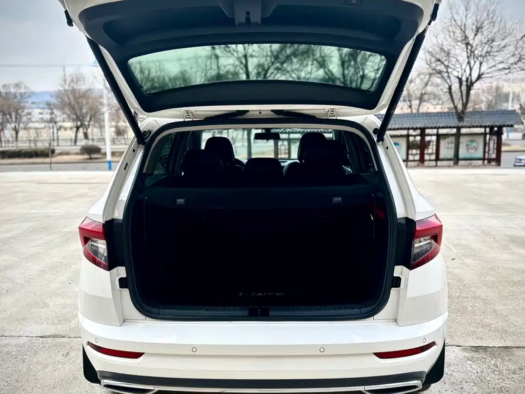 Skoda Korok 2022 — фото 14