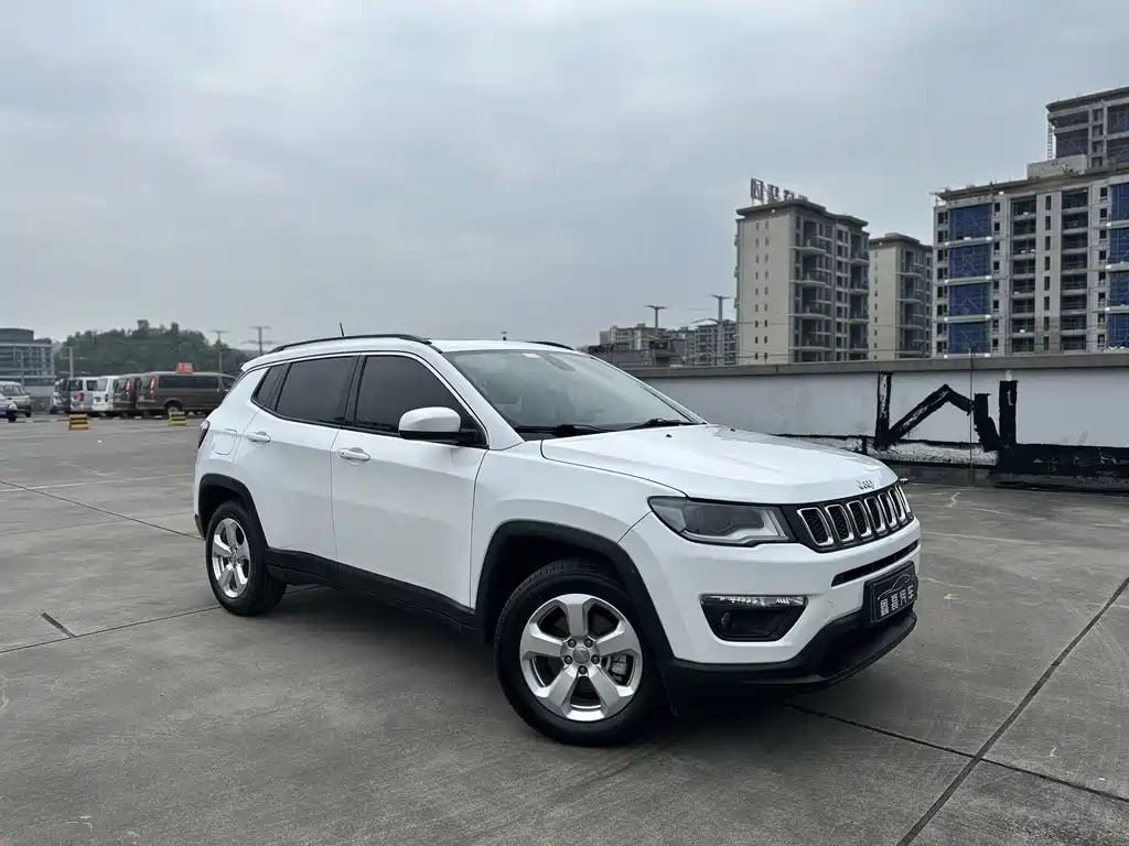 Jeep Compass 2021 — фото 9