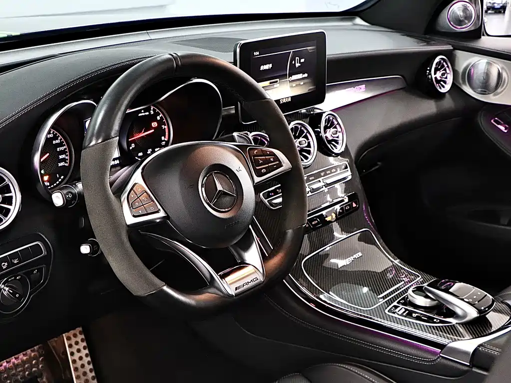 Mercedes-Benz GLC Coupe AMG 2019 — фото 11
