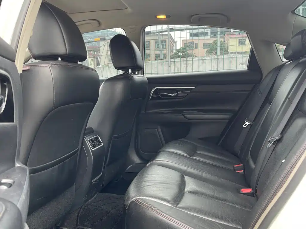 Nissan Teana 2017