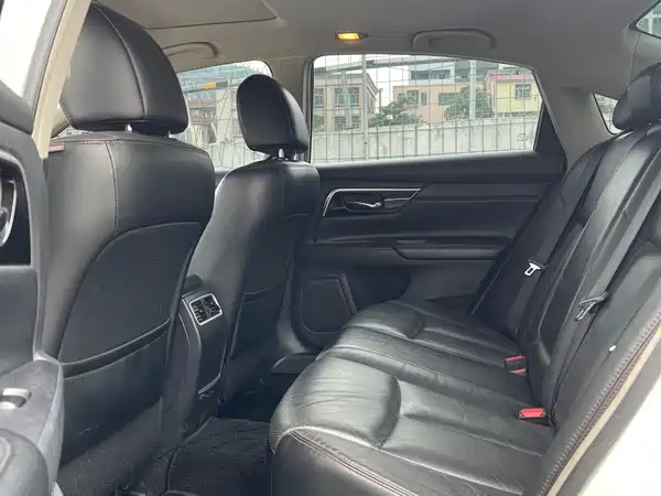 Nissan Teana 2017