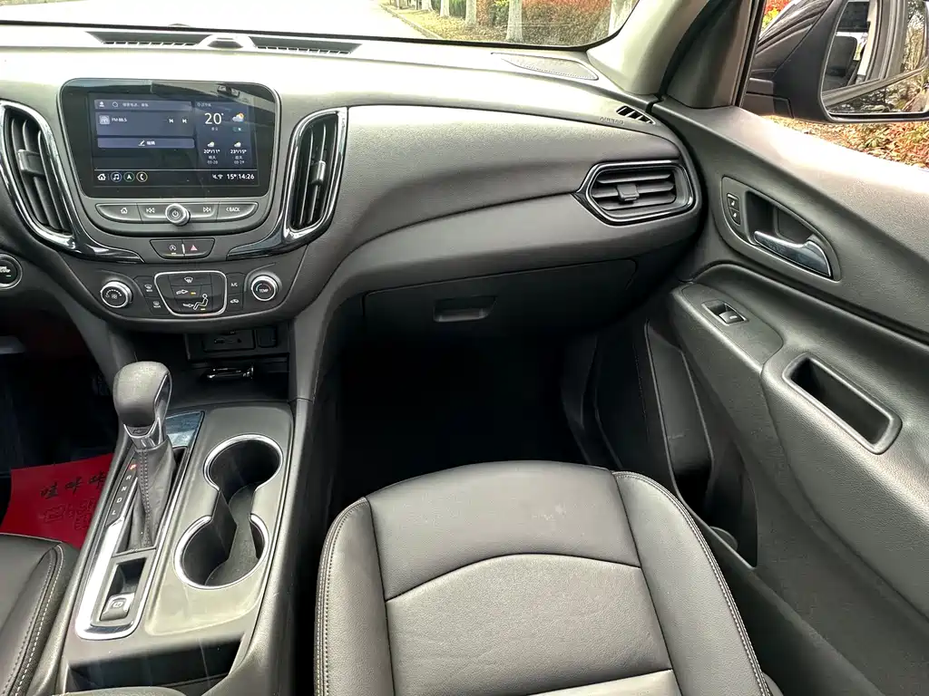 Chevrolet Equinox 2022 — фото 13
