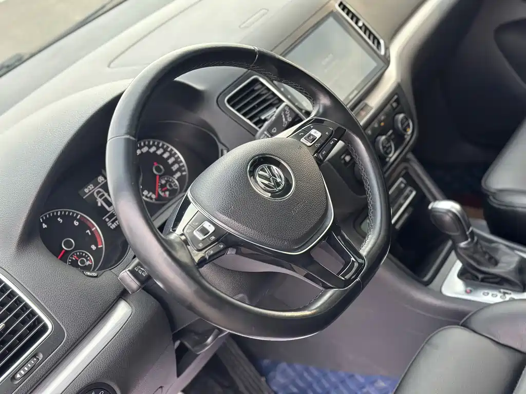 Volkswagen Sharan 2017 — фото 5