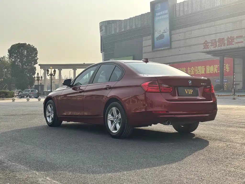BMW 3 Series 2015 — фото 14