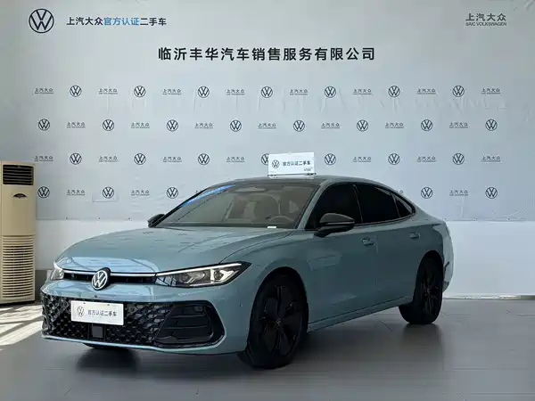 Volkswagen Passat 2024