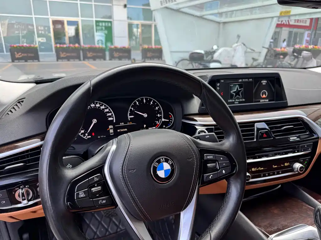 BMW 5 Series 2017