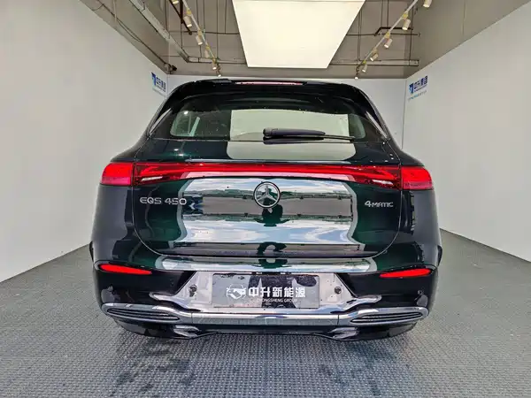 Mercedes-Benz EQS SUV 2025