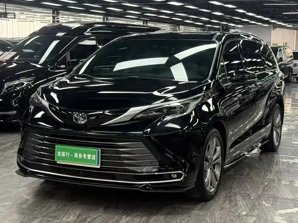 Toyota Sienna 2021