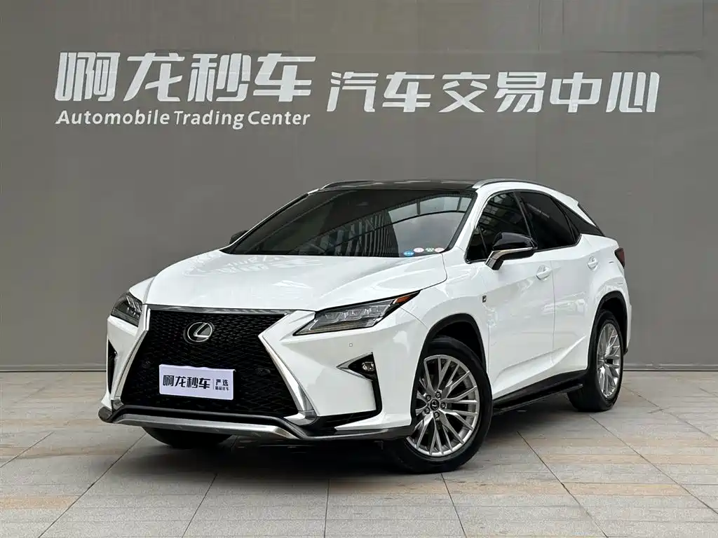 Lexus RX 2018 — фото 1