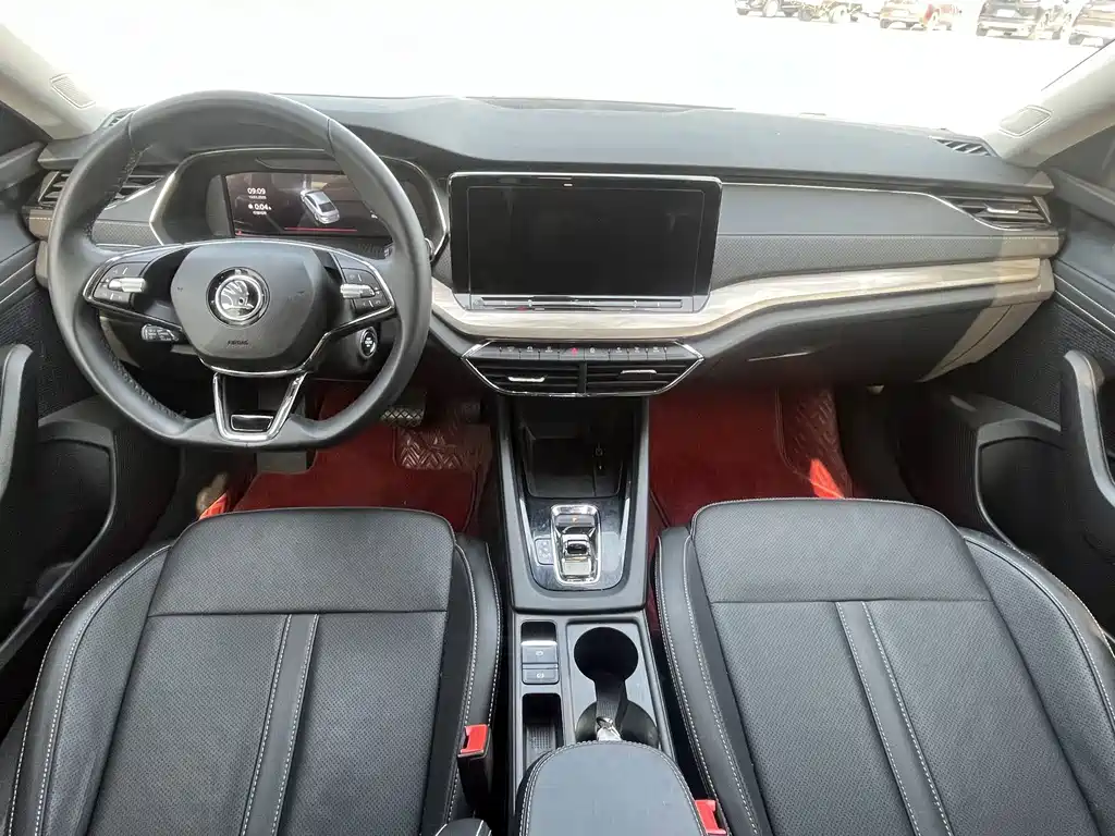 Skoda Octavia 2021 — фото 26