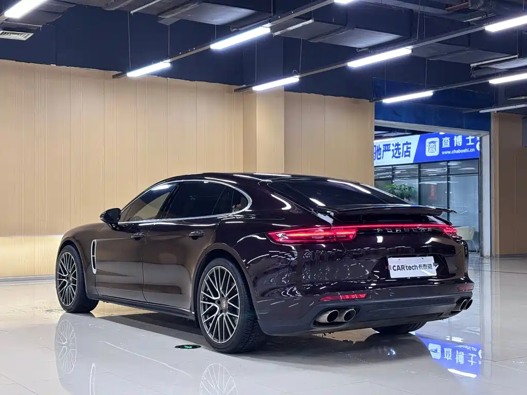 Porsche Panamera 2017 — фото 21