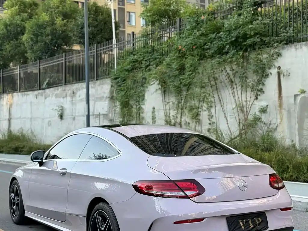 Mercedes-Benz C-Class 2021