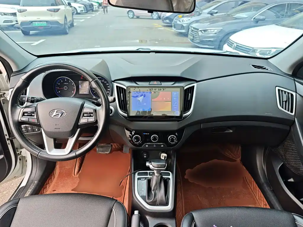 Hyundai ix25 2019 — фото 10