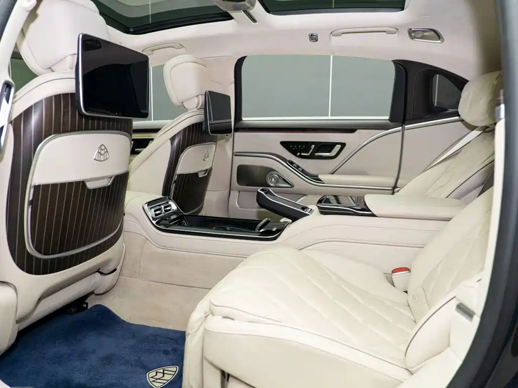 Mercedes-Benz Maybach S-Class 2023 — фото 13