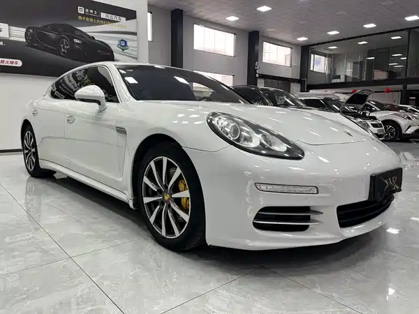 Porsche Panamera 2016