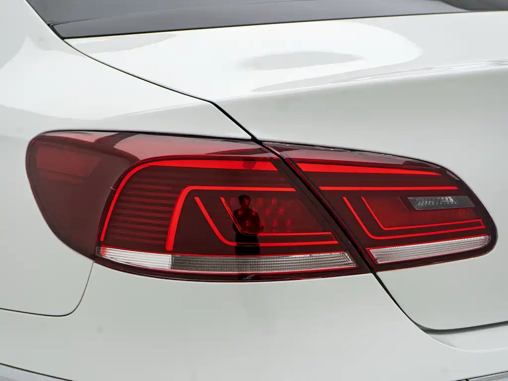 Volkswagen CC 2017 — фото 21