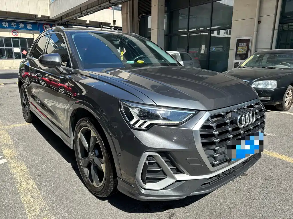 Audi Q3 2022