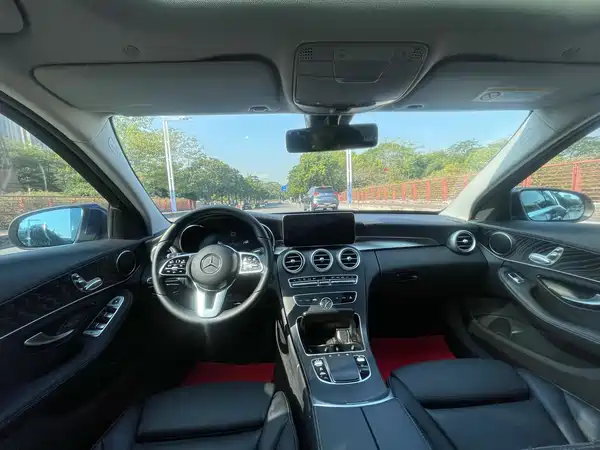 Mercedes-Benz C-Class 2020