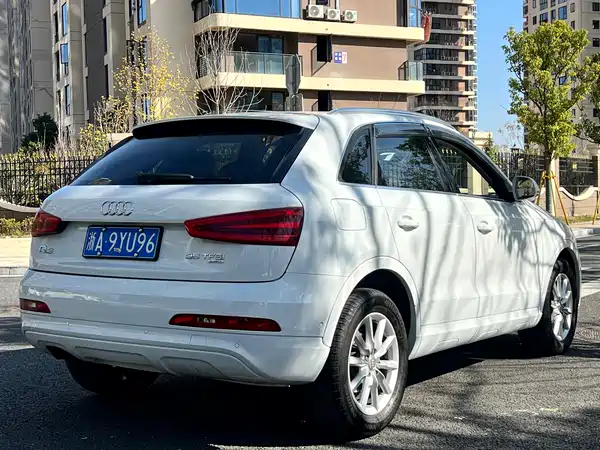 Audi Q3 2013