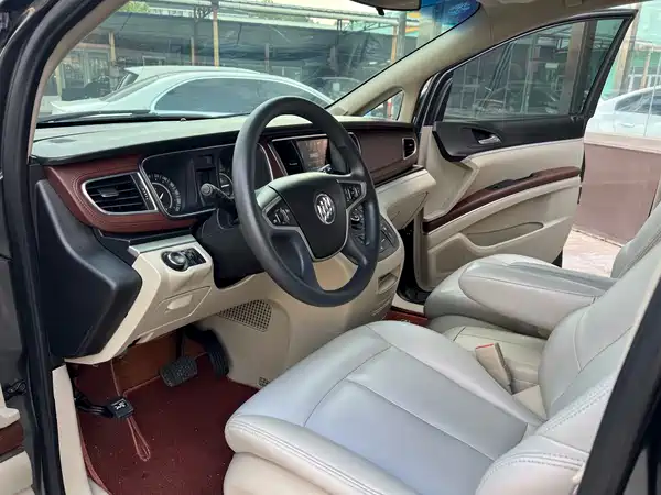 Buick GL8 2019