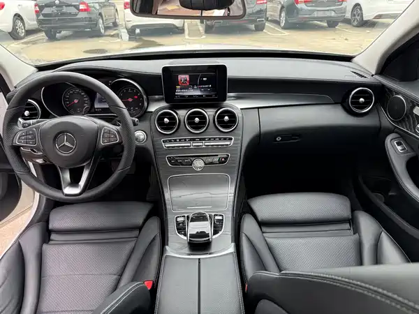 Mercedes-Benz C-Class 2016