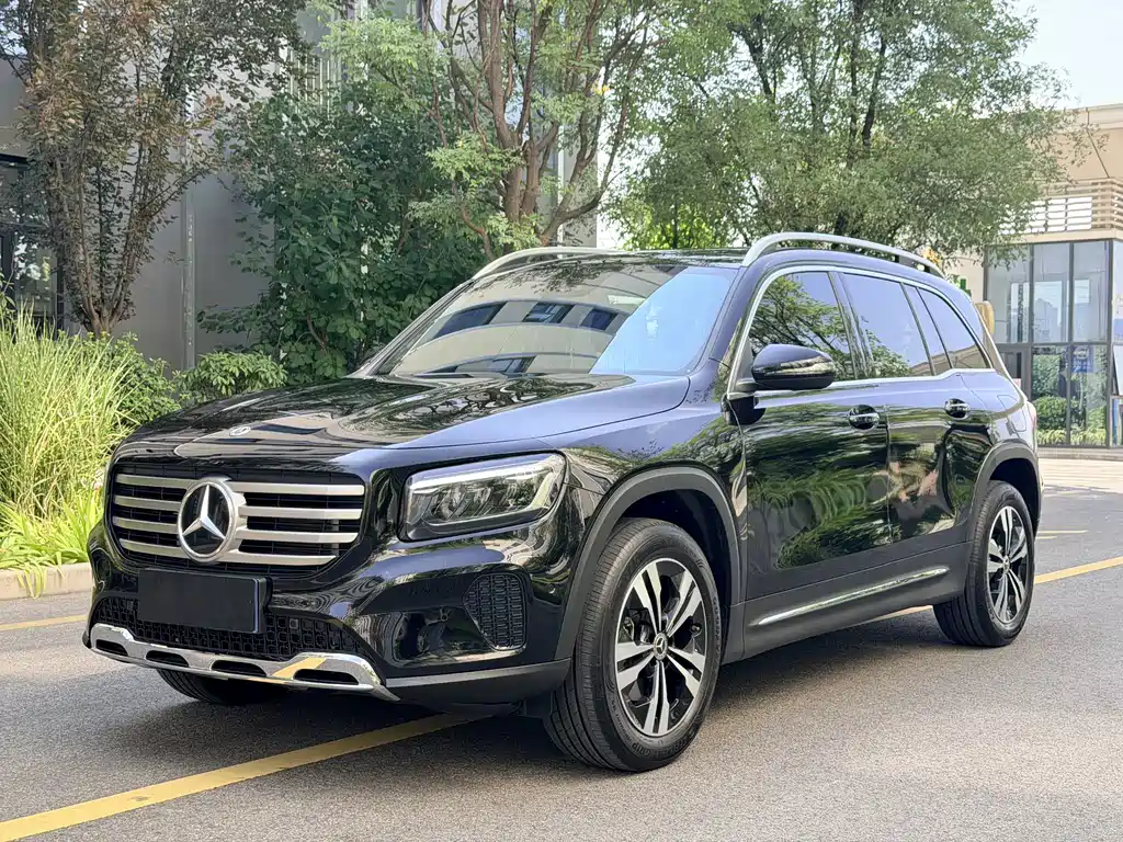 Mercedes-Benz GLB 2024