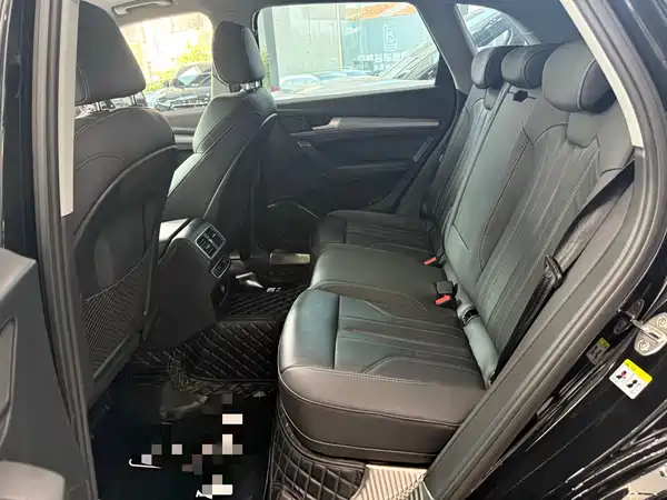 Audi Q5L 2022