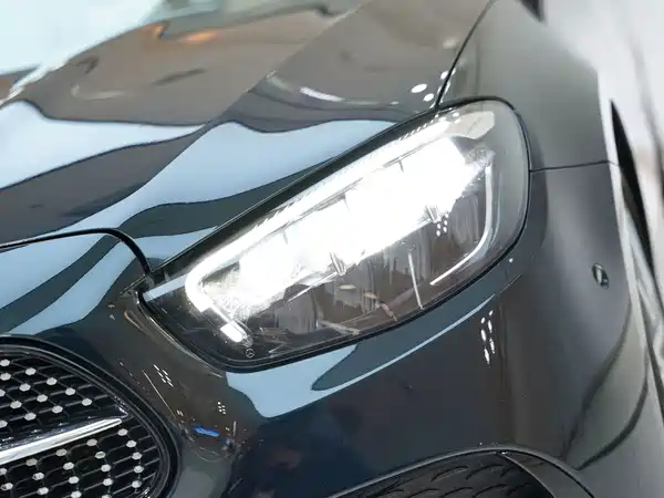 Mercedes-Benz E-Class 2023