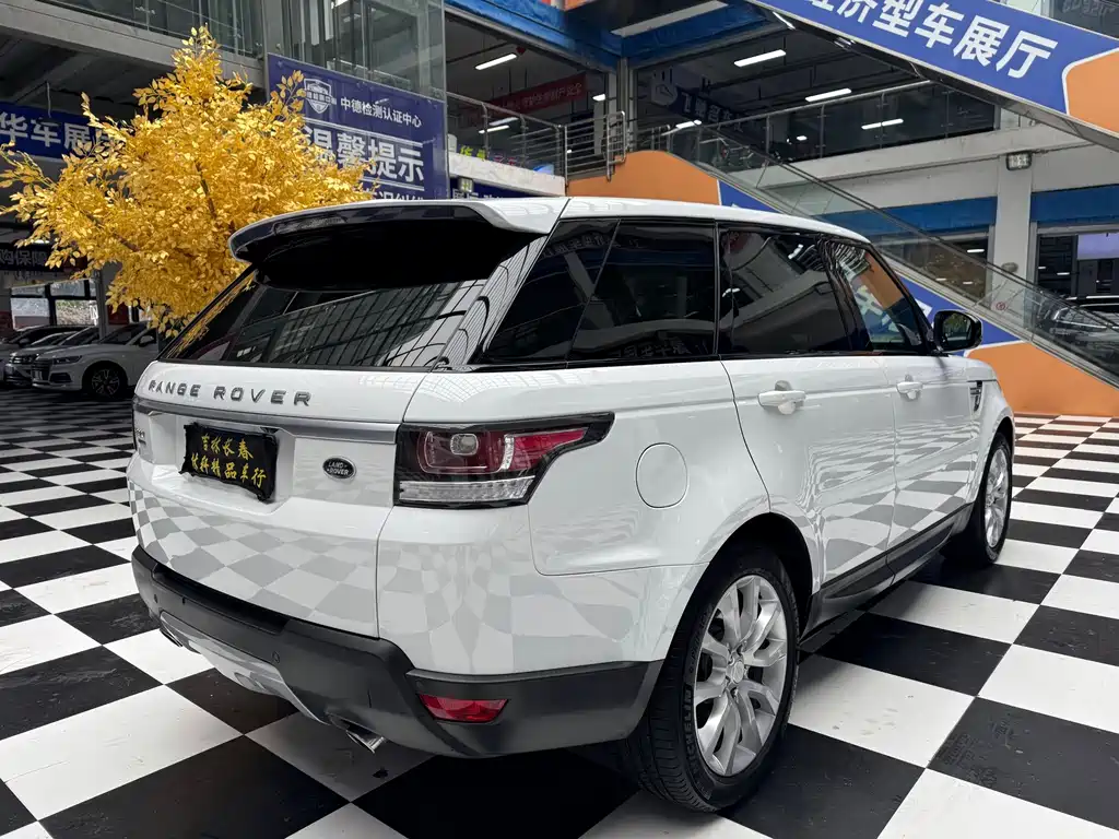 Land Rover Range Rover Sport 2015 — фото 9
