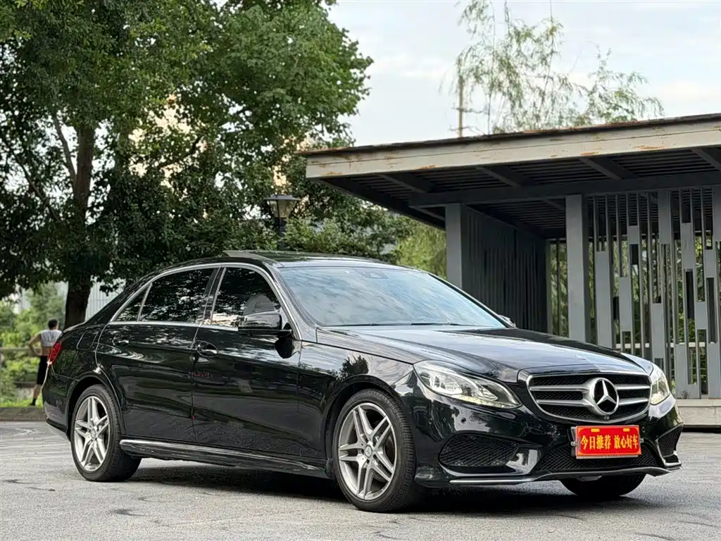 Mercedes-Benz E-Class 2015