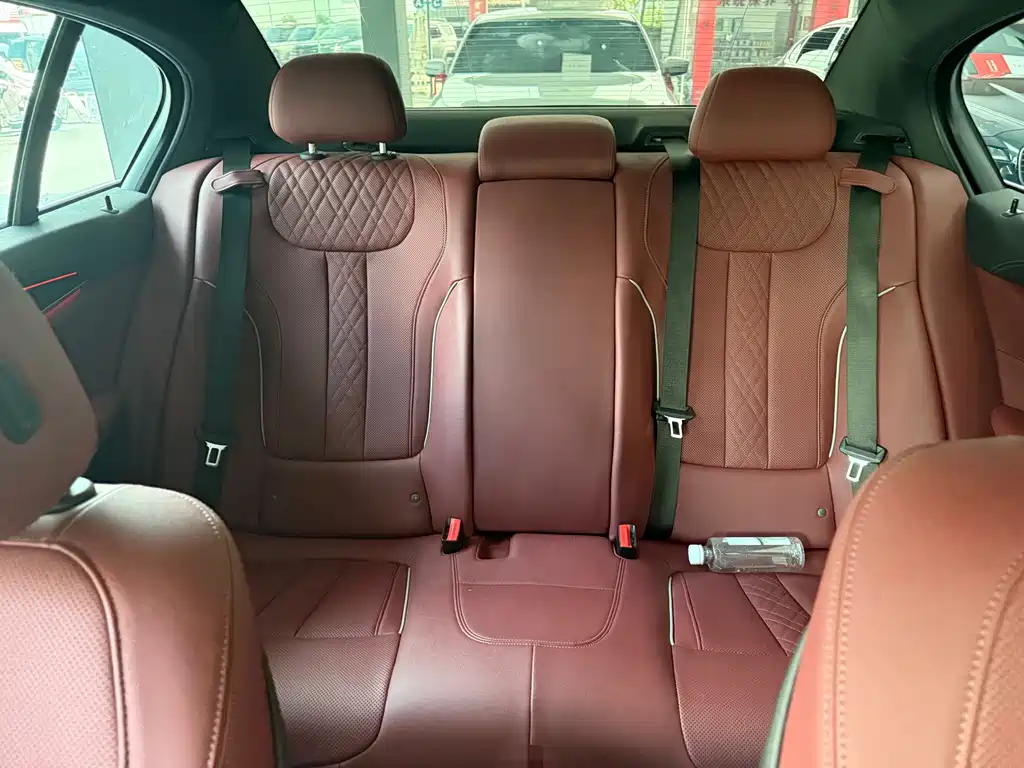 BMW 5 Series 2020