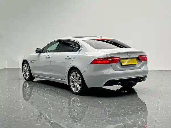 Jaguar XEL 2019