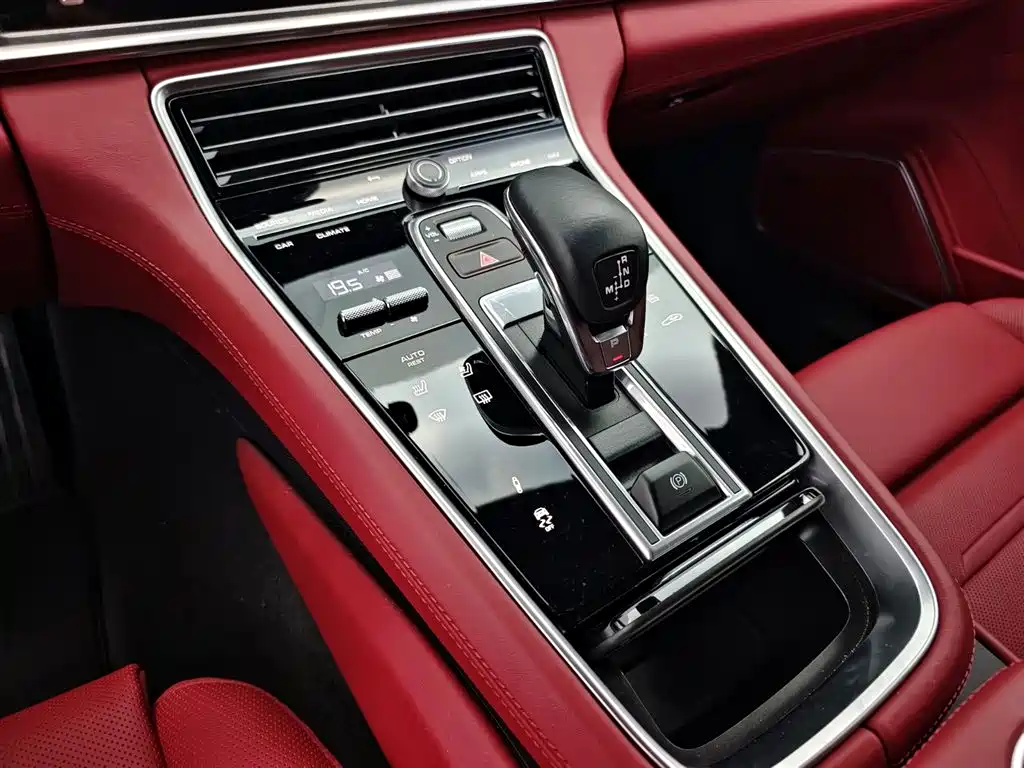 Porsche Panamera 2023 — фото 12