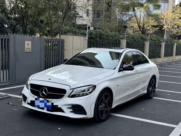 Mercedes-Benz C-Class 2021
