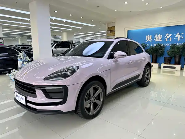 Porsche Macan 2025